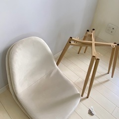 中古　ダイニングチェア　2脚　イームズ　ベージュ　ベルベット　椅子の画像
