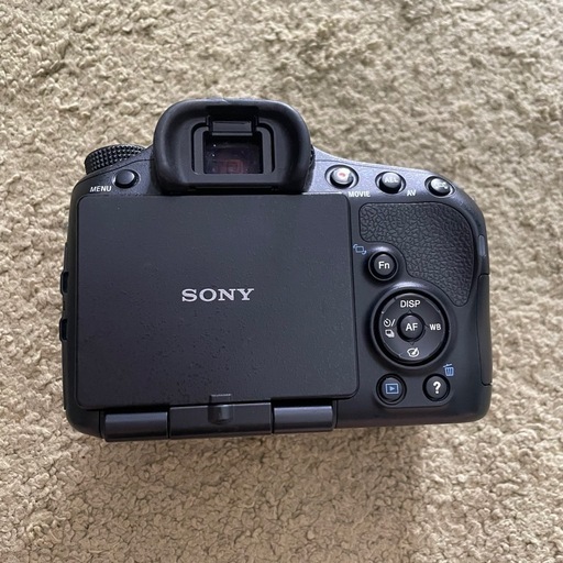 (お話中...) SONY α65 デジタル一眼レフ 本体と付属品