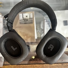 YAMAHA YH-L700ワイヤレスヘッドホンの画像