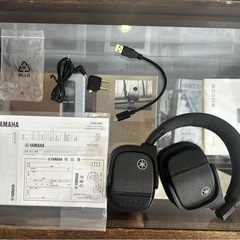 YAMAHA YH-L700ワイヤレスヘッドホンの画像