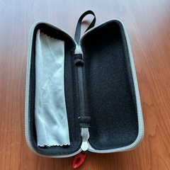 【美品】サングラス　ケース付　(9/7(日)まで)の画像