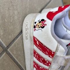 adidas ベビー靴の画像