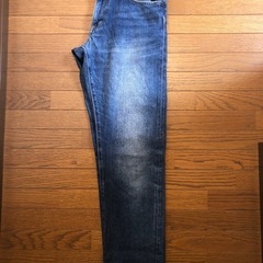GU ジーユー ジーンズ デニムパンツ サイズ29（73cm）の画像
