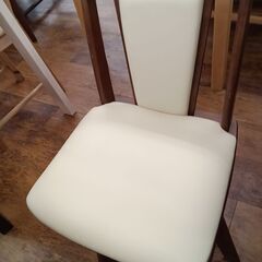 ★リユースのサカイ水戸店★  ダイニングセット ホワイト（椅子ベージュ） H70.5×D75×W75～120 クリーニング済み MT5232の画像