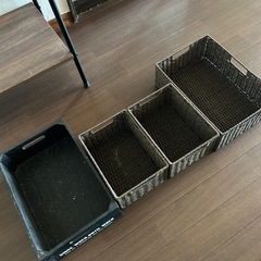 ニトリ　カラーボックスのカゴ　カゴの画像
