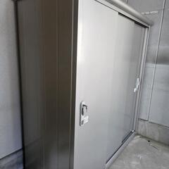 物置小屋の画像