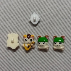 ボタン　手芸　キャラクター　ウルトラマン　とっとこハム太郎の画像