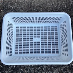 Seriaの水切りカゴ　1個20円の画像