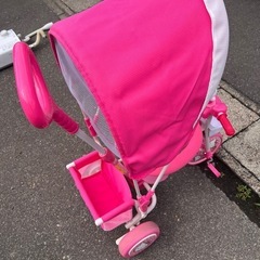 ハローキティー　三輪車　の画像