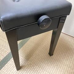 【無料】ピアノで使っていた椅子の画像