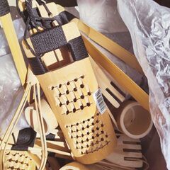 竹でできた料理器具の画像
