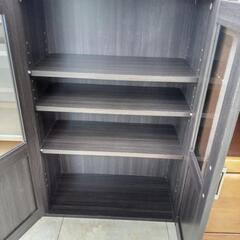 リユースのサカイ太田店★ジモティ割あり★  食器棚 茶 H90×D29×W59.5 クリーニング済み OJ10567の画像