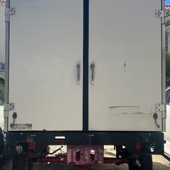 けん引移動できる便利な軽トラ荷台の画像