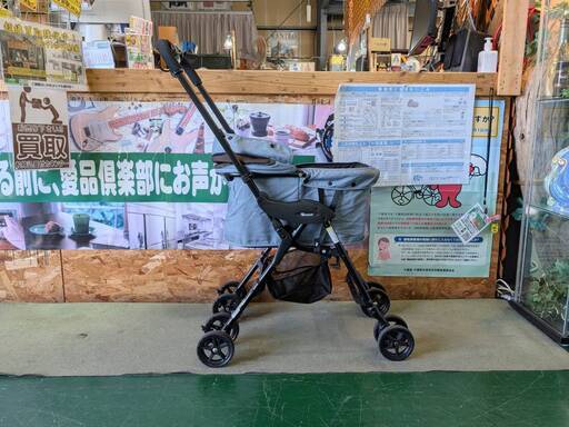 【愛品倶楽部柏店】コムペット 折り畳み ペットカート ミリミリライト