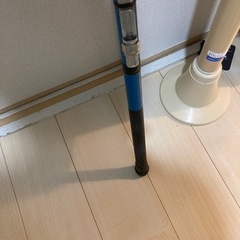 カ-ボン製　磯釣り竿　磯万能450 黒と青
の画像