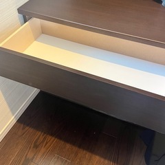 ３段タンスの画像