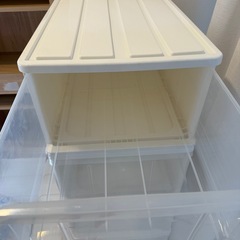 衣装ケースの画像