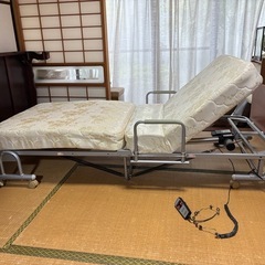 ベッドの画像