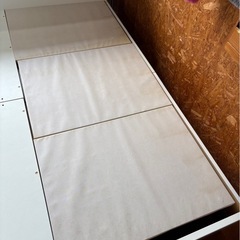 H1101 訳あり‼️　収納付きダブルベッド　　宮　照明付き　マットレスセット　喫煙による変色、生活臭あり　　の画像
