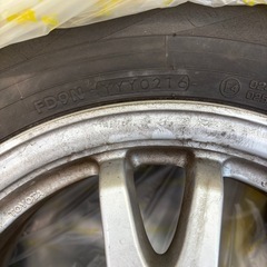 TOYOTAプリウス純正タイヤホイールセットの画像