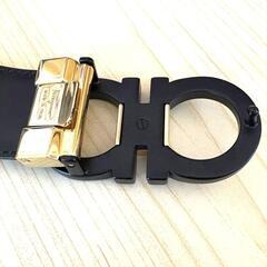 Ferragamo フェラガモ レザーベルト リバーシブルゴール&マットブラックの画像