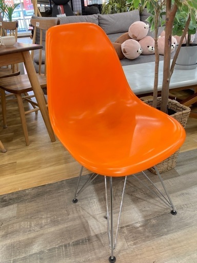 【トレファク高槻店】取りに来られる方限定！イームズシェルチェアのご紹介です！