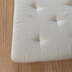 IKEA座布団＋低反発座布団2つセットの画像