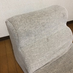 座椅子 ソファーの画像