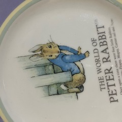 ピーターラビット　お皿の画像