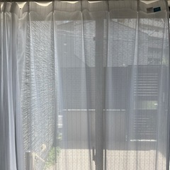 【美品1枚】灰色のカーテンとレースカーテンのセット（幅150cm、高さ200cm）の画像