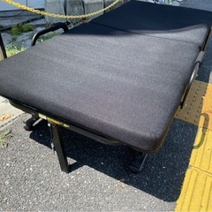 ◆早い方優先!! 折りたたみベット ※訳有り品　シングルベットの画像
