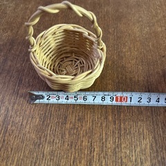 ミニカゴの画像