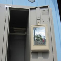 特価！　4人用ロッカー　鍵あり　ニューグレー　900ｘ515ｘ1790　塗装はげありの画像
