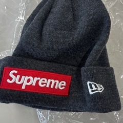 supreme ビーニー　ボックス赤ロゴの画像
