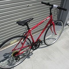 E435　★　11800円★整備済み スポーツ中古自転車　レッド　サイズ44ｃｍ 【クロスバイク】の画像