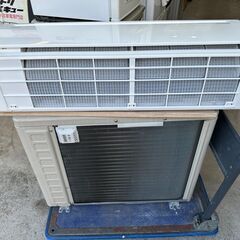 【動作保証あり】HITACHI 白くまくん 2016年 2.2kw 6畳用 冷暖房 ルームエアコン RAS-AJ22F【管理KR622】の画像