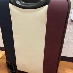 キャリーケースの画像