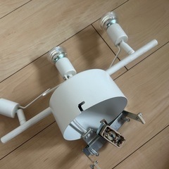 IKEA スポットライト 替え電球付き
の画像