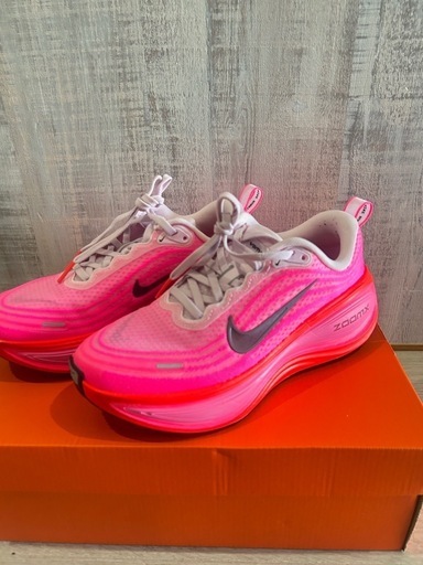 ナイキ23.5cm ZoomX ピンク ランニングシューズ