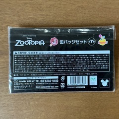 ズートピア🐰🦊  缶バッジセット✨ Happyくじ ZOOTOPIA ディズニー  缶バッジ 2種類　カラフルの画像