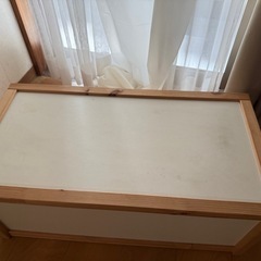 収納ボックスの画像
