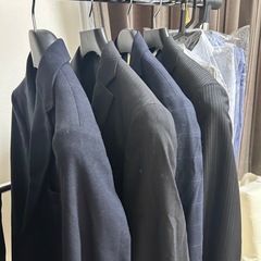 Mサイズくらい　メンズ　スーツ　セットアップ　ジャケット　パンツ　シャツ　大量　まとめ売りの画像