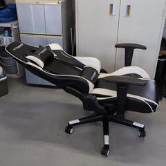 【(月)(水)(金) 引取り限定】ゲーミングチェア　GT RACINGの画像