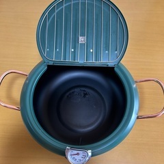 温度計付き天ぷら鍋の画像