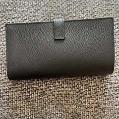 ジモティ限定セール！HERMES 長財布の画像