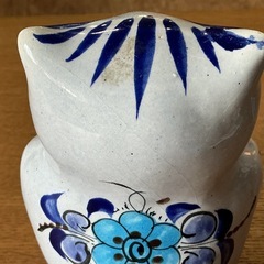 可愛らしいお花がワンポイント💗 フクロウ🦉 陶器 インテリア 置物 縁起物🍀 フクロウのオブジェ 和風　青 ブルー   の画像