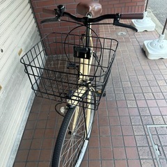 26インチ　シングルギア　音鳴りにくいローラーブレーキ　ベージュ色の画像