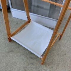 ハンガーラック コート掛け コートスタンド 折りたたみ可能 ナチュラル×ホワイト 木目×白 札幌 西野店の画像