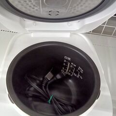 ★リユースのサカイ水戸店★ TOSHIBA ＩＨジャー炊飯器 ３合炊き／0.54L 18年製 動作確認／クリーニング済み MT5245の画像