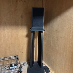 スピーカー　スタンド、ケーブル付きの画像